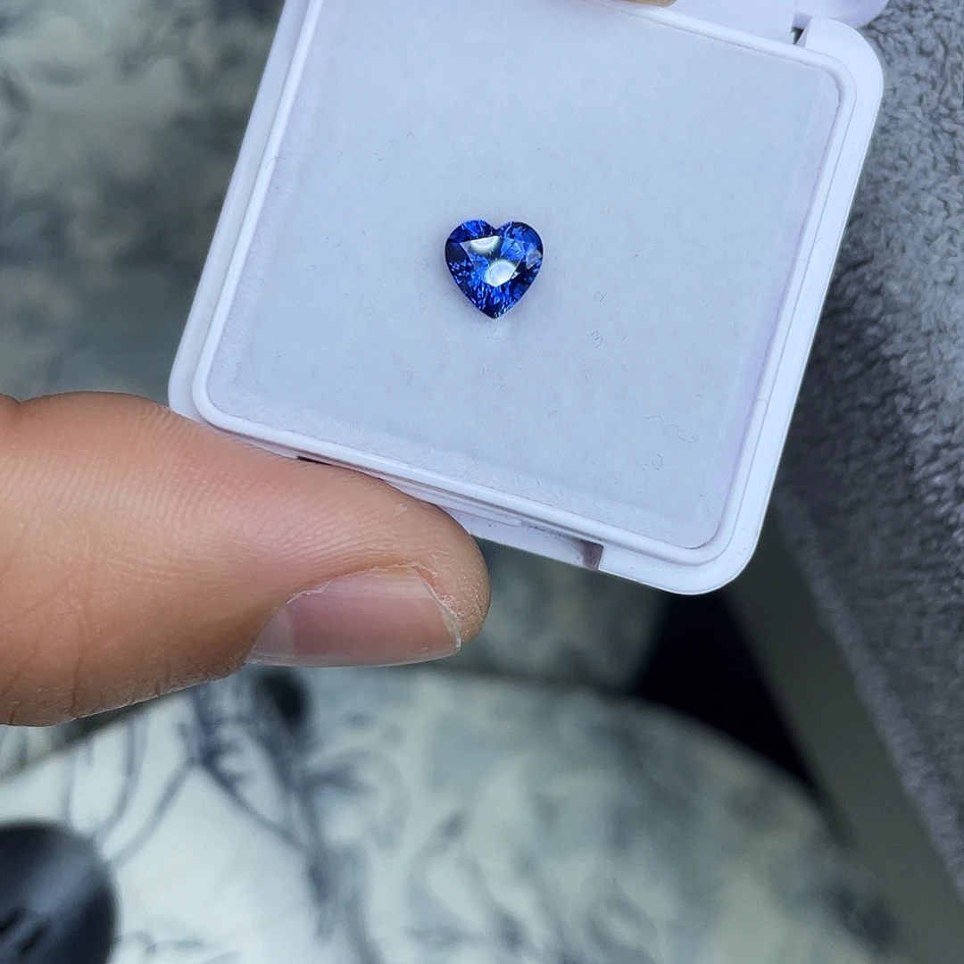 蓝宝石裸石1.17Ct