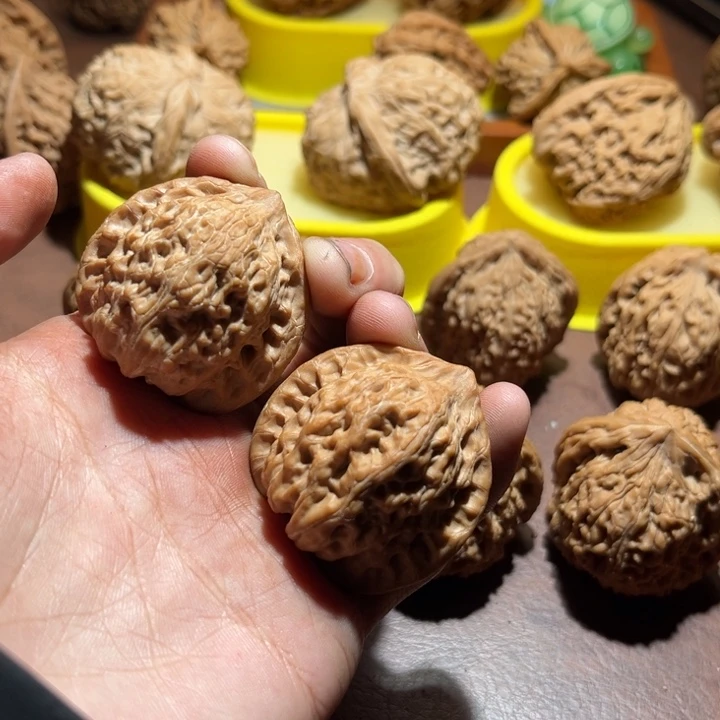 啊***ᵈ文玩核桃吊坠公子帽