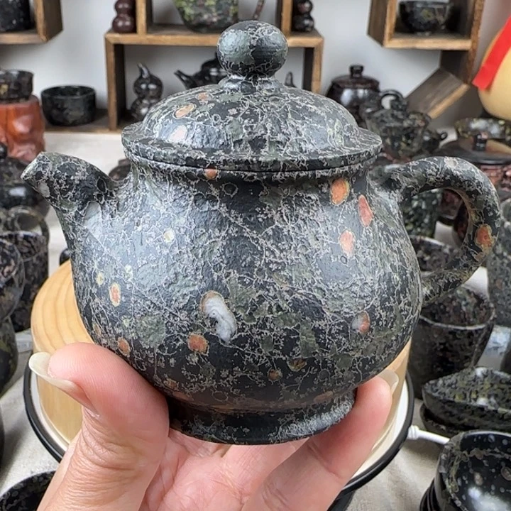 梅花玉潘壶精品青藤