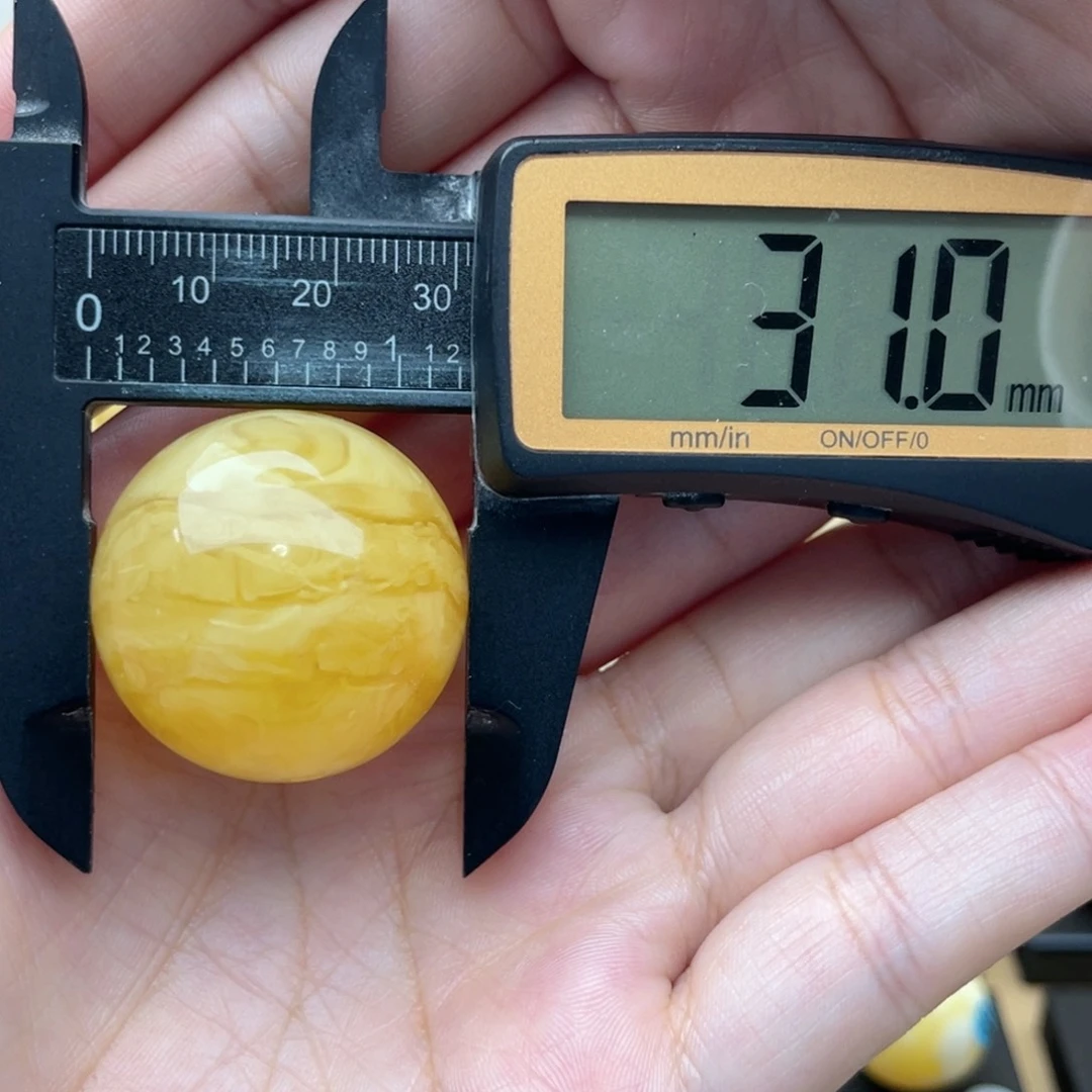 未镶嵌琥珀裸石蜜蜡圆珠梦微瑕