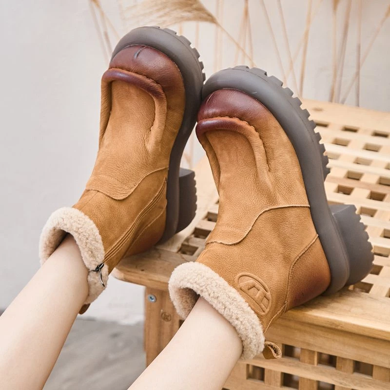 真皮女士小短靴子冬季加绒短筒女鞋复古厚底雪地靴网红马丁靴女款