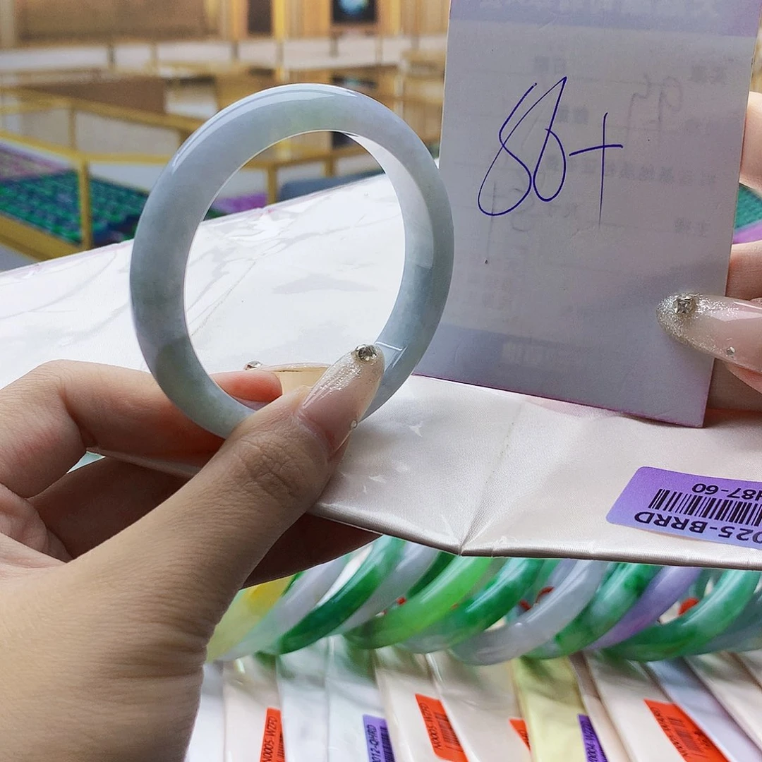 翡翠手镯未镶嵌00999987776666