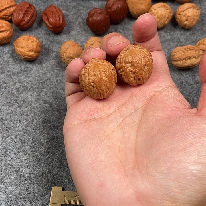 文玩核桃吊坠小胖墩