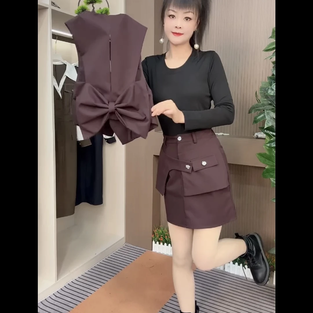 新款蝴蝶马甲搭配小衫加裤子套装三件套