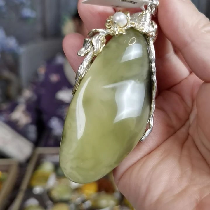 琥珀颈饰未镶嵌吊坠