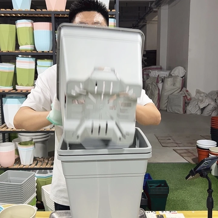 微瑕方盆口26高28灰色3只无托