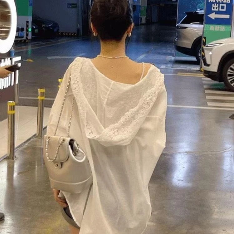 洋气衬衣2025蕾丝防晒衬衫镂空外套连帽新款设计宽松别致上衣