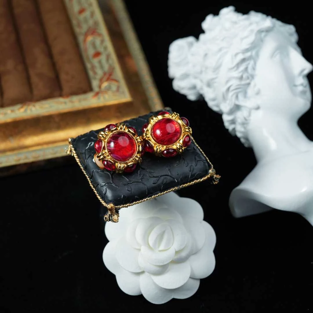 95新  柚礼中古/KJL红琉璃耳夹LI503003