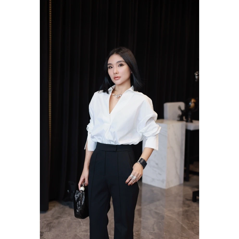 【妙妙精选】HUANGNAJI 法式V领时尚气质轻熟白色衬衣衬衫G035