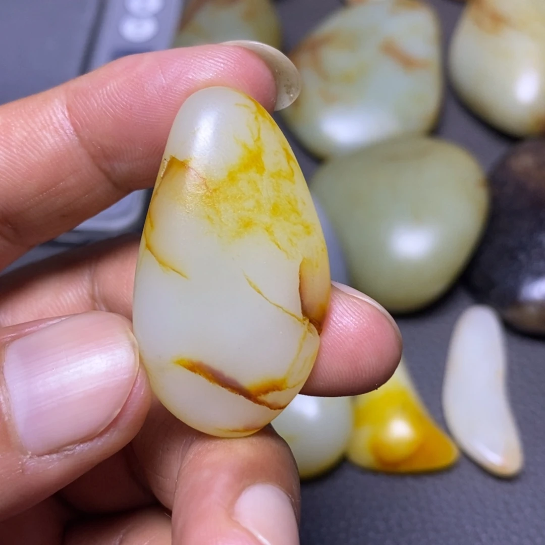 未镶嵌和田玉挂件