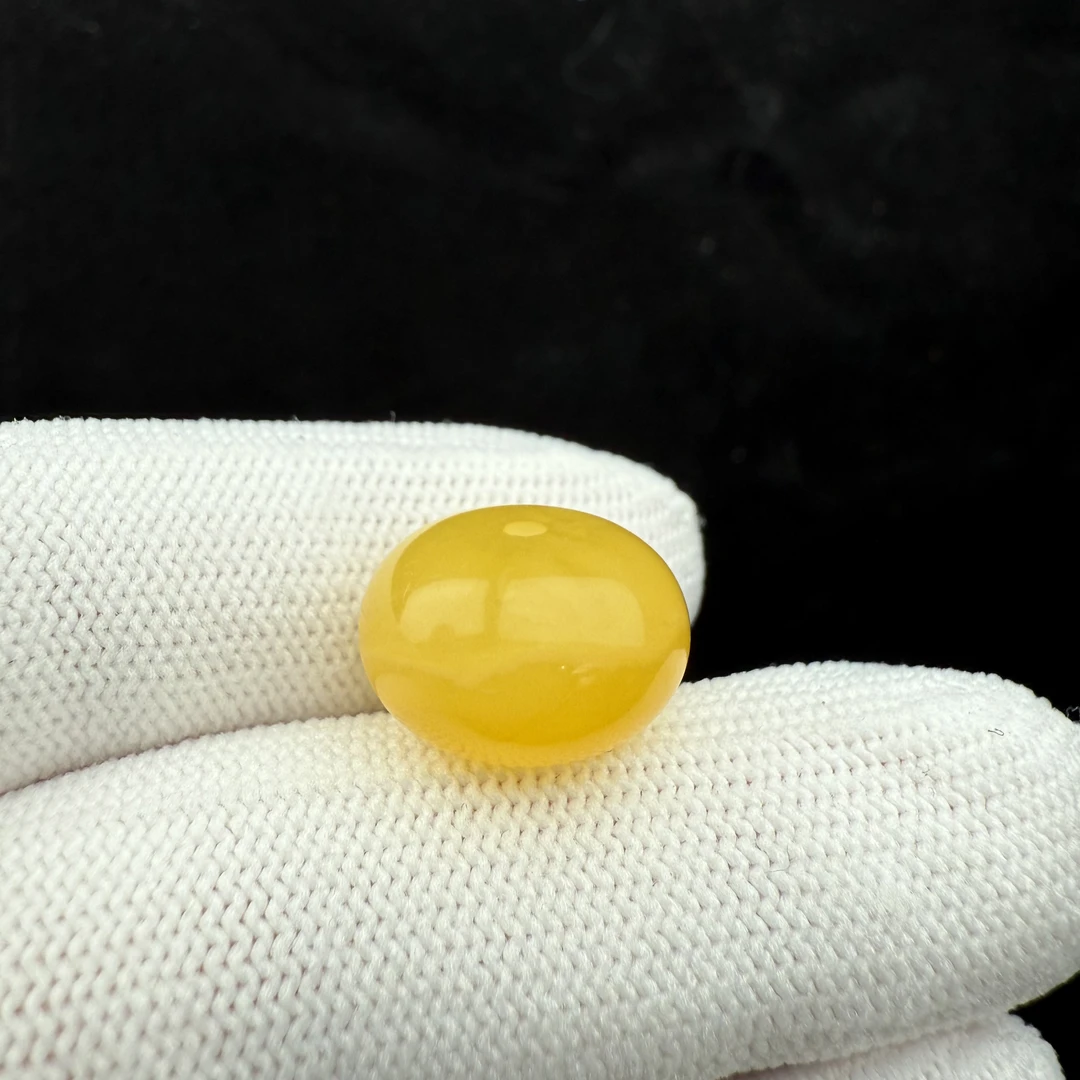 D2005天然原矿俄料蜜蜡瑕疵特价墩子15*9.3 mm支持鉴定假一罚十