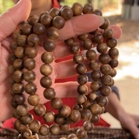 沉香手串白棋31克卡0.9多样性发1条