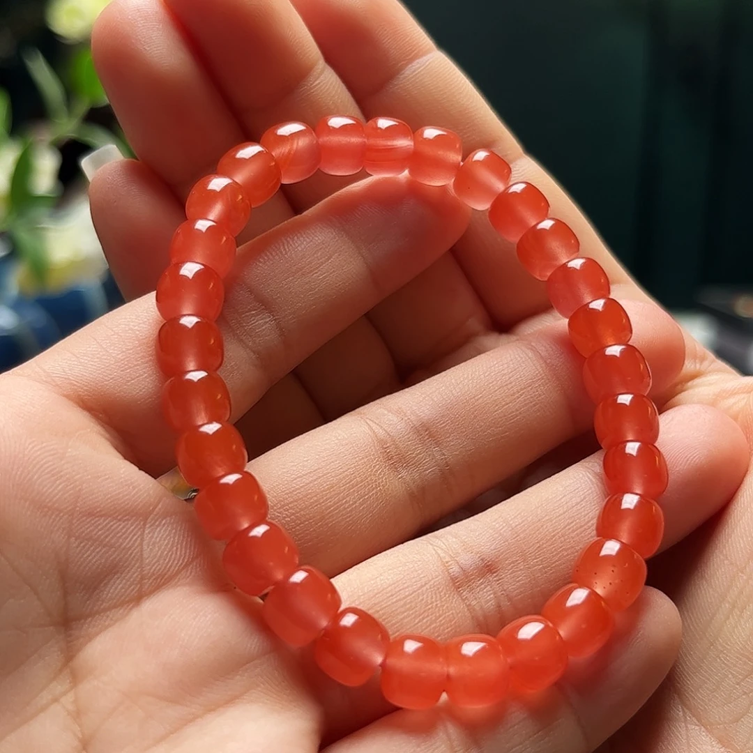南红玛瑙未镶嵌珠宝奇石