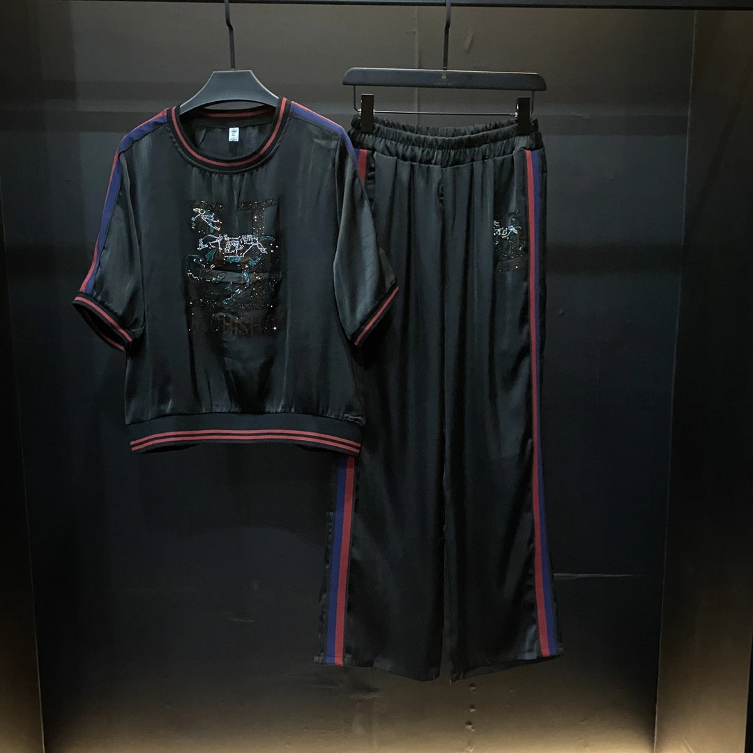 编号【360】2025春季潮奢新款时尚原创设计师女款短袖套装-1260