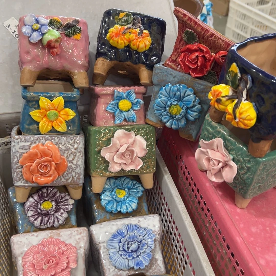 3032 花盆拍满20元发货，退款拉黑