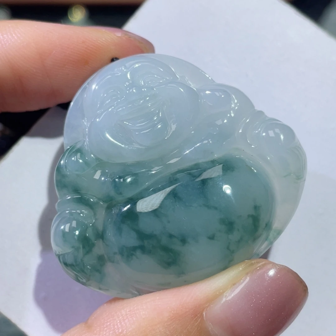 翡翠未镶嵌颈饰佛公