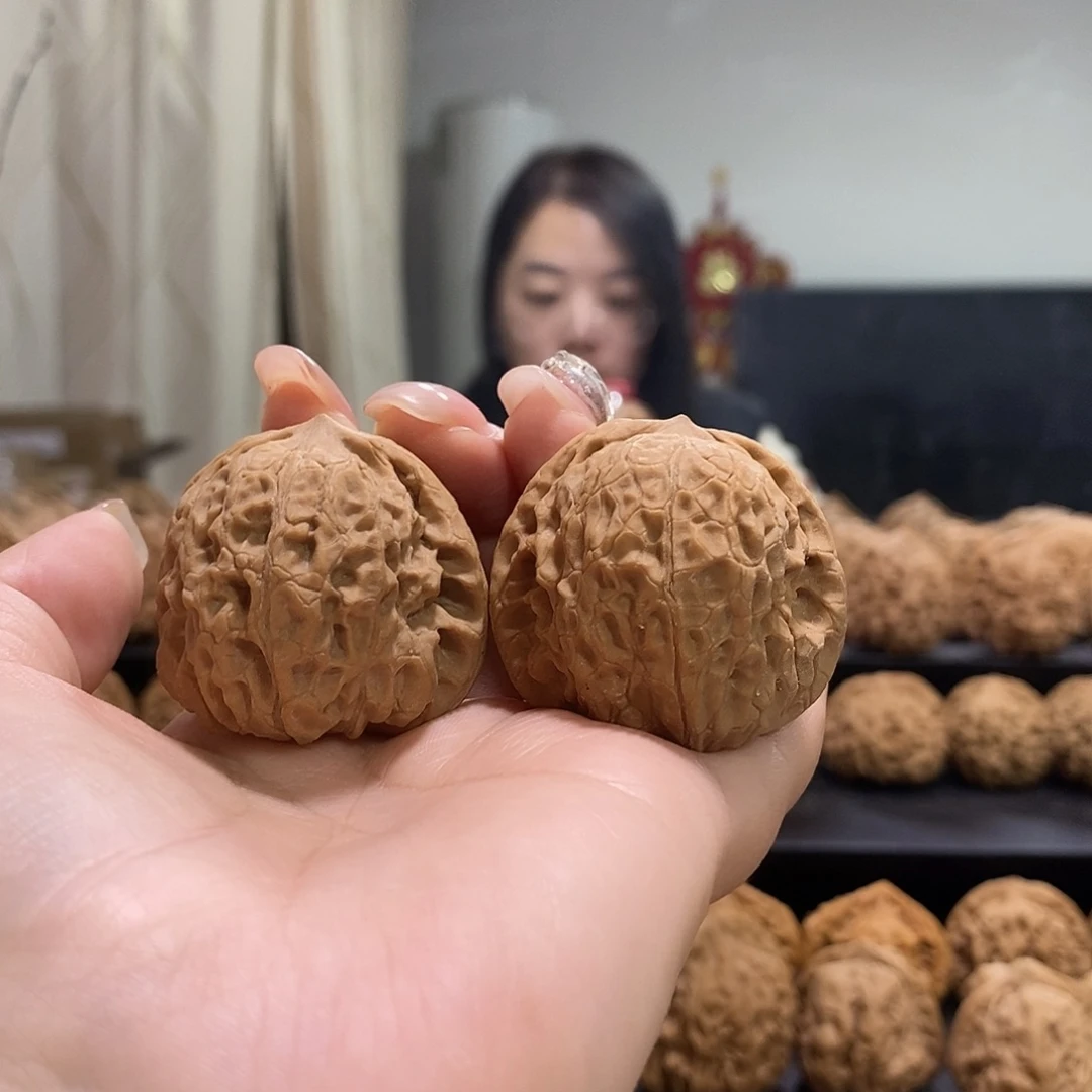 把件文玩核桃38➕大团圆有水尖