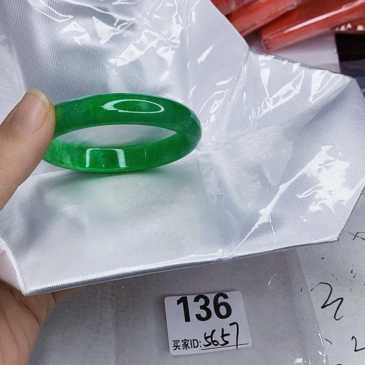 翡翠未镶嵌手镯一图一物实物为准