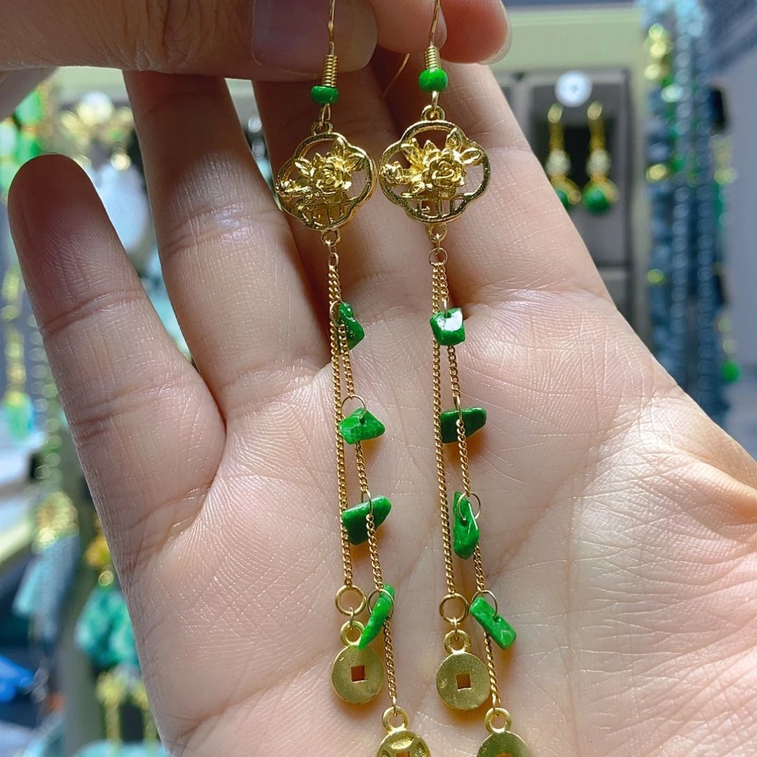 未镶嵌翡翠耳饰翡翠