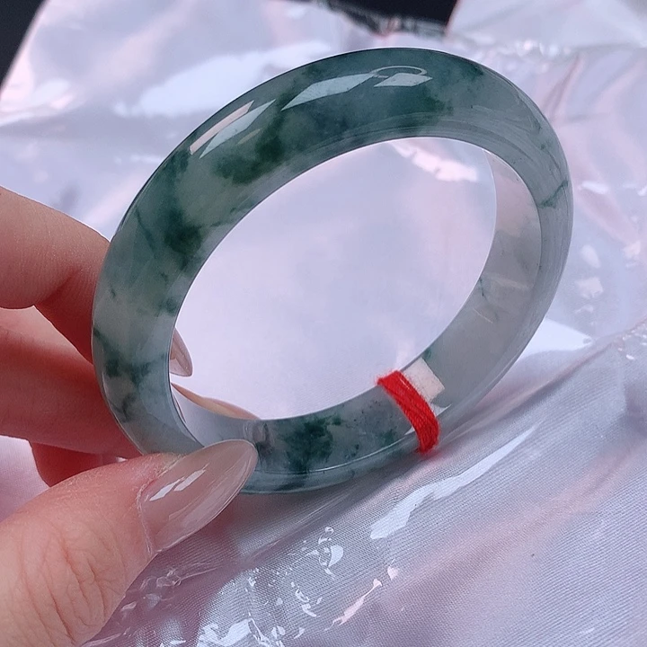 翡翠未镶嵌手镯56