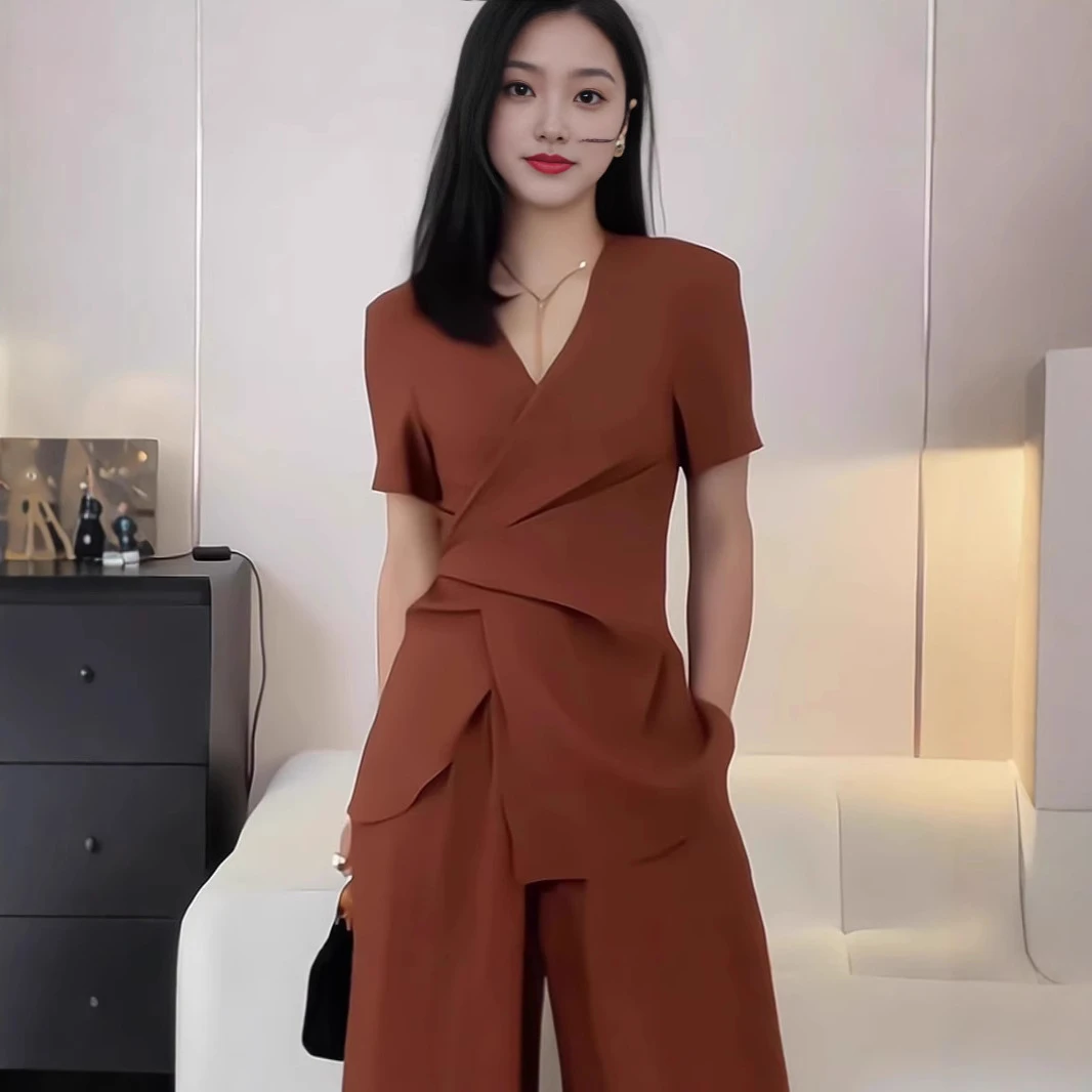 2025夏大码法式高级感收腰V领衬衣设计感气质通勤显瘦百搭两件套