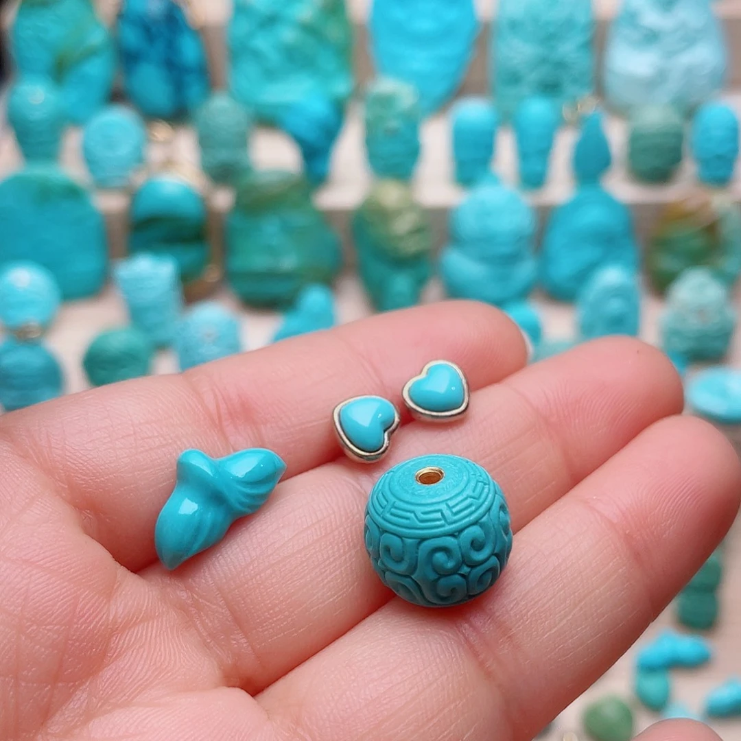 绿松石未镶嵌颈饰?***默