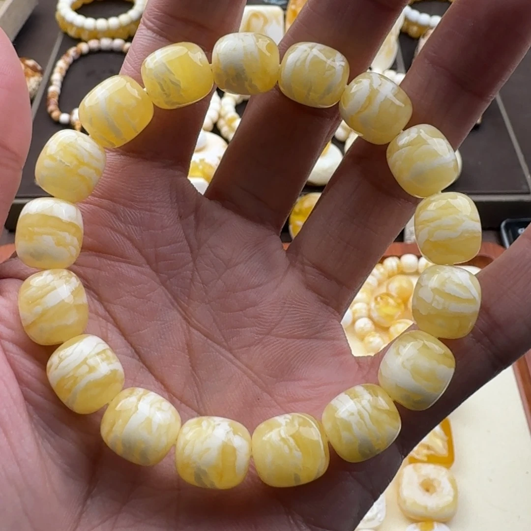 琥珀未镶嵌裸石蜜蜡