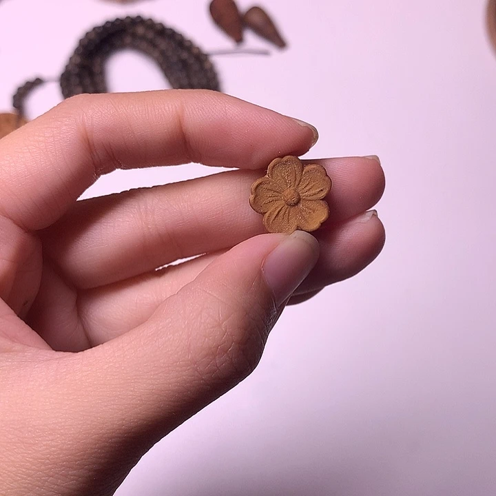 檀香木手串/手链檀香小花朵