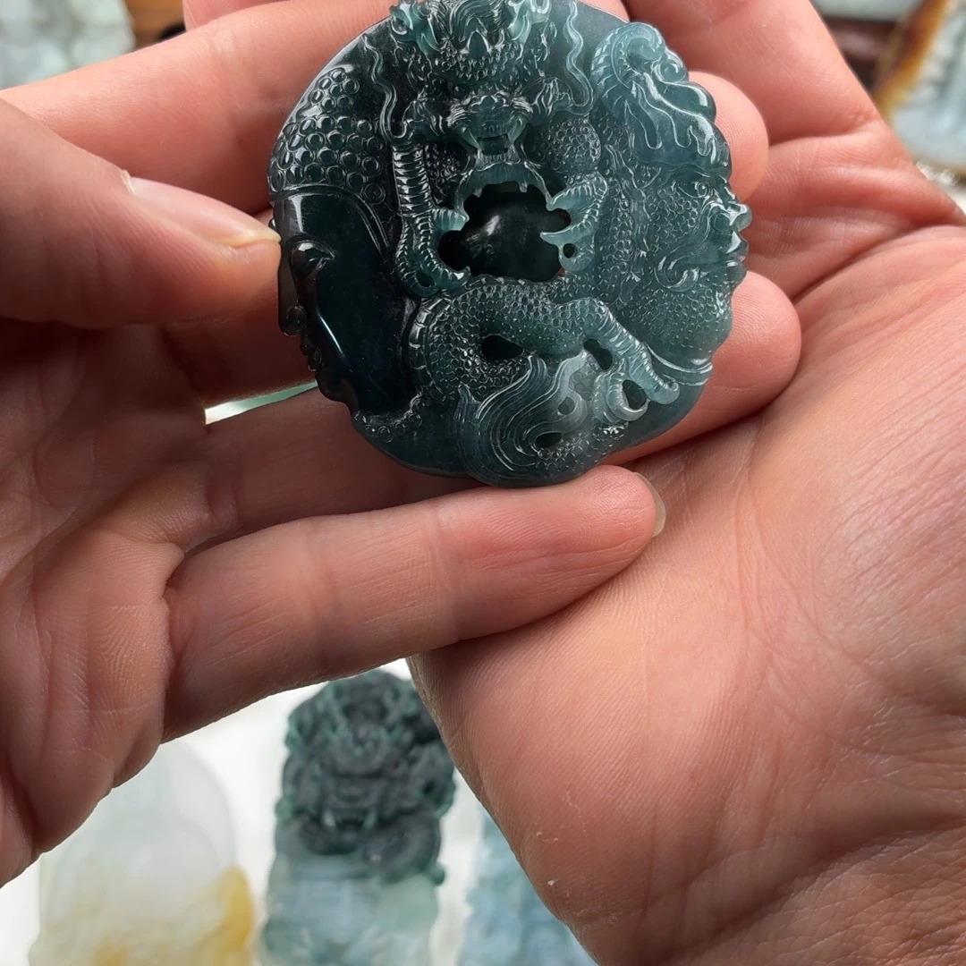 定制翡翠未镶嵌翡翠