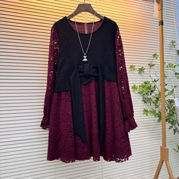 蝴蝶结蕾丝中腰拼接大码圆领百搭风长袖假两件显瘦宽松秋冬上衣