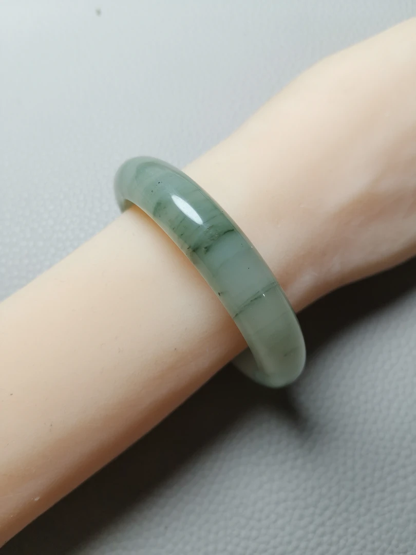 20号A—53-54圈口-天然玉石-正品保障，天山翠，冰翠，时尚