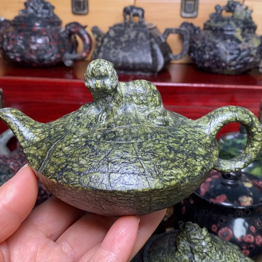 藏玉药王石虎虎生威壶210cc