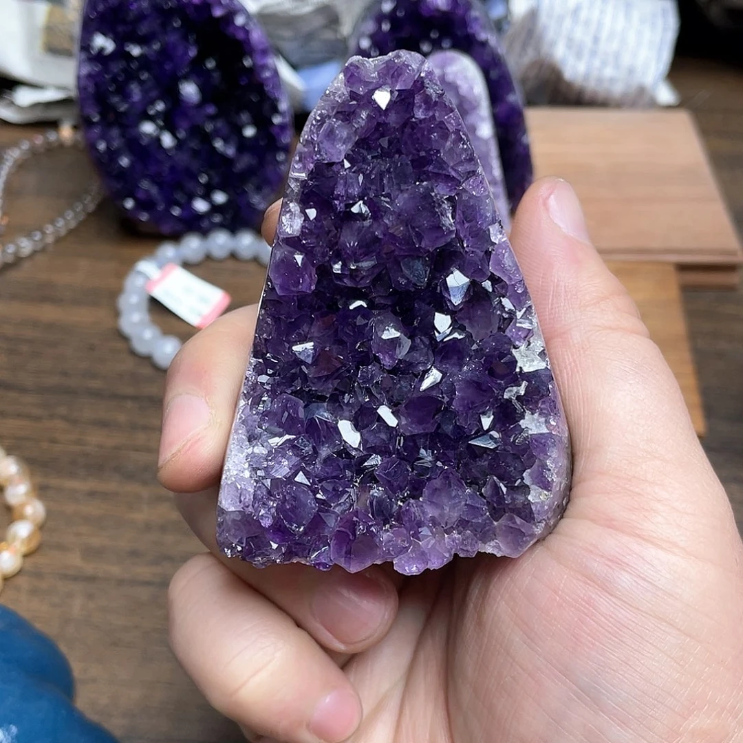 紫晶大型摆件（非配饰）未镶嵌
