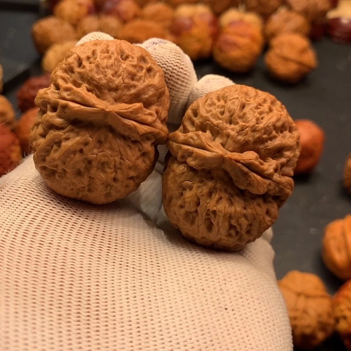 吊坠文玩核桃33……..