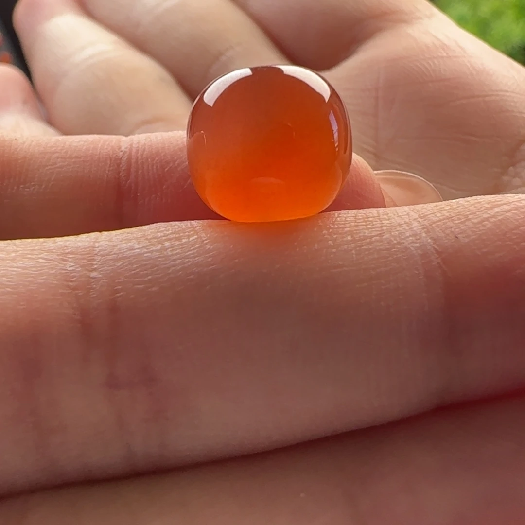 南红玛瑙未镶嵌老型10.8*10冰橘色