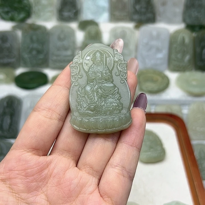 和田玉颈饰未镶嵌三**玖