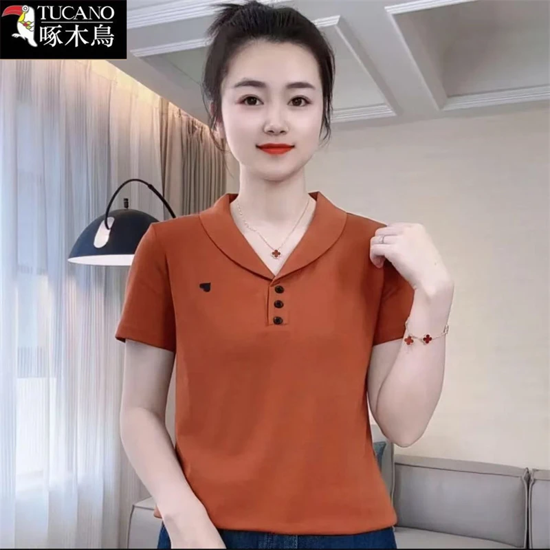 啄木鸟2025年新款刺绣小众短袖T恤夏季薄款纽扣翻领高级感上衣女