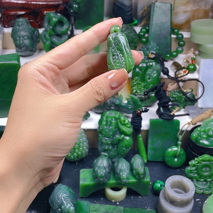 未镶嵌和田玉珠宝半成品