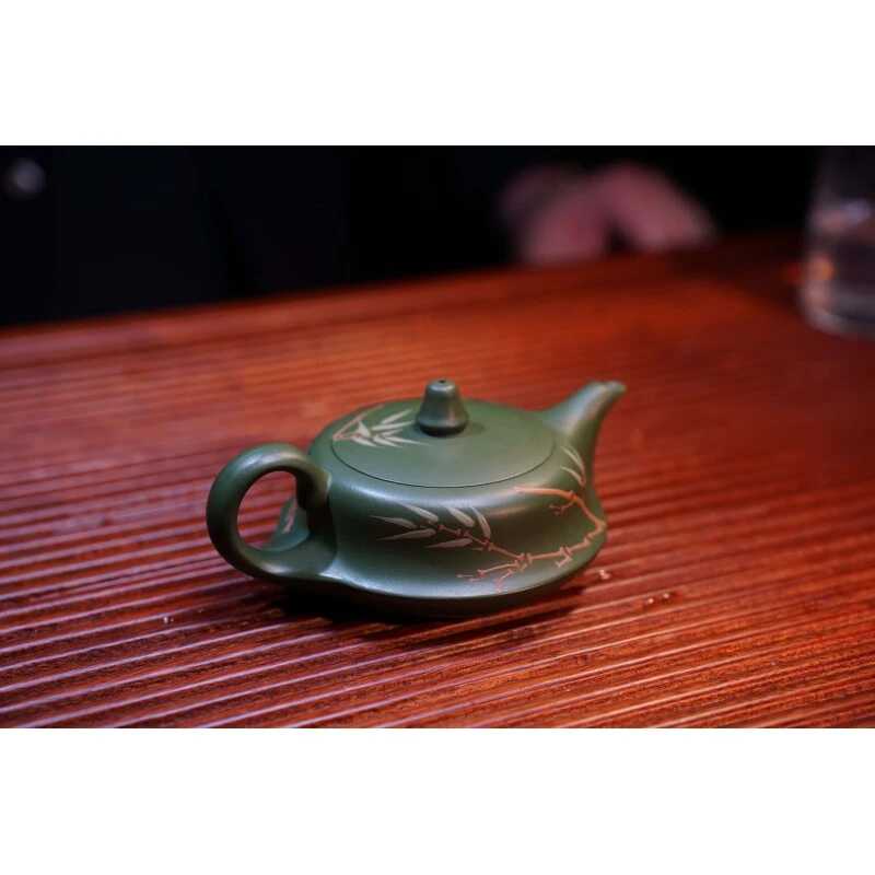 绿泥曲壶紫砂壶【维】