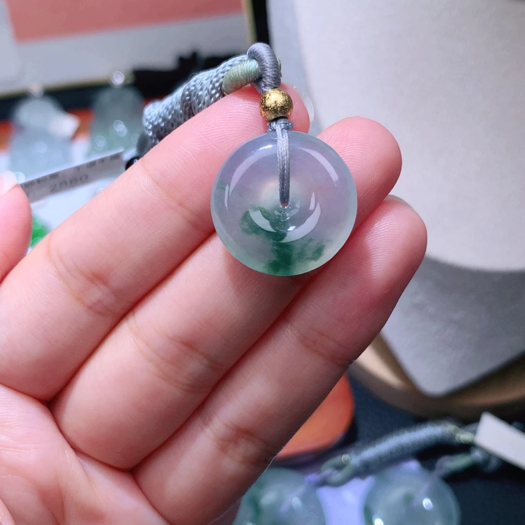 颈饰未镶嵌翡翠扣子