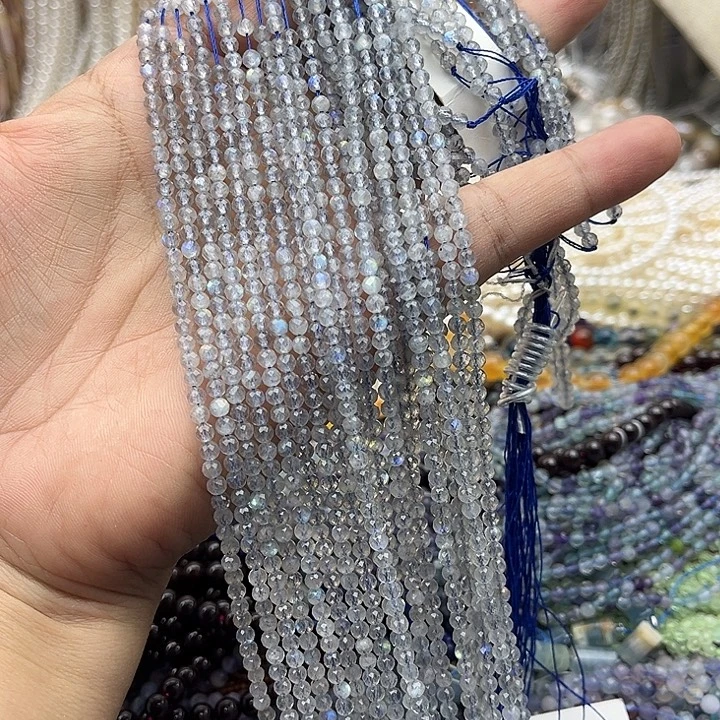 玛瑙/玉髓未镶嵌珠宝半成品一条3mm左右灰月光刻面