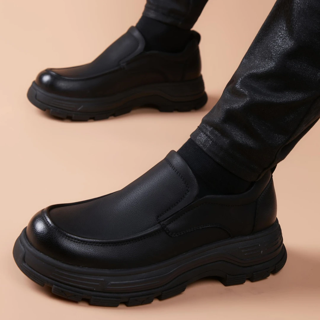 卡汐沐『精选』力荐！男鞋新款时尚套脚皮鞋厚底耐磨百搭休闲乐福鞋