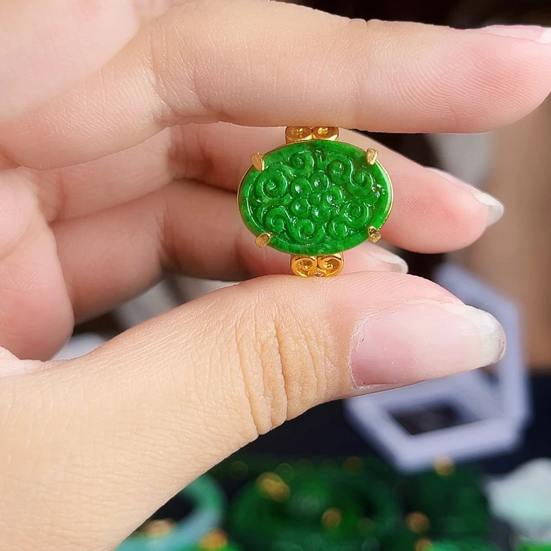 颈饰银S925镶嵌翡翠多样性