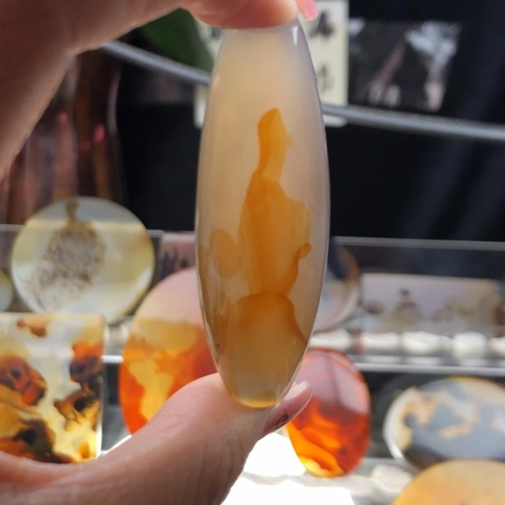 玛瑙/玉髓颈饰未镶嵌80