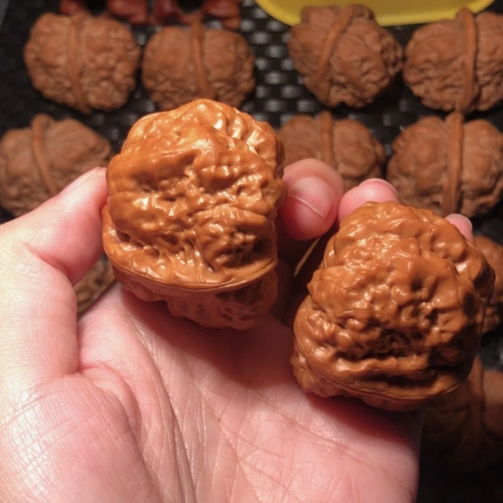 达***妞把件文玩核桃蛙王