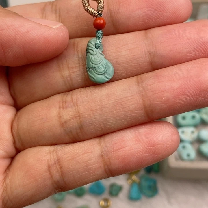 南红玛瑙未镶嵌珠宝奇石