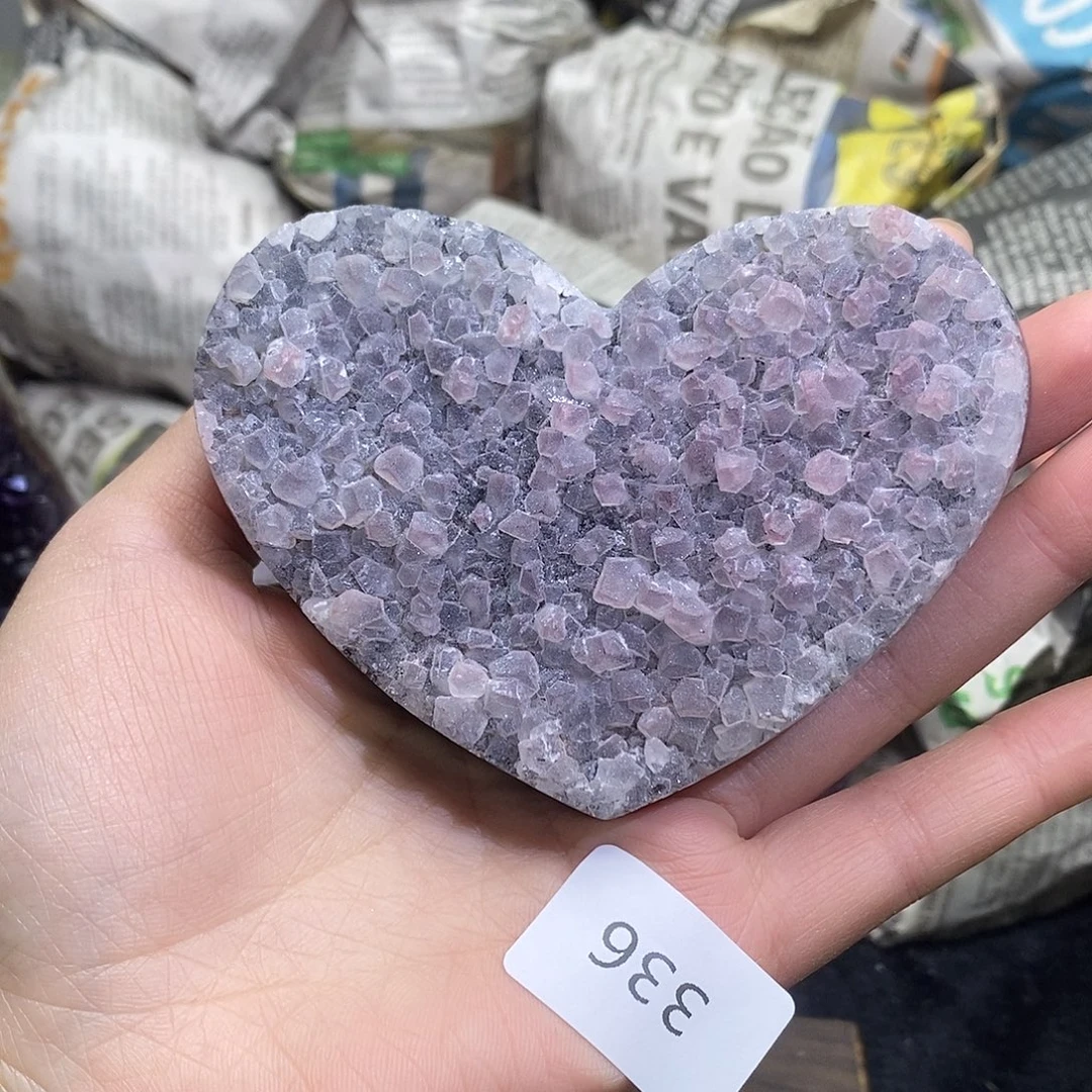 李****未镶嵌紫晶大型摆件（非配饰）