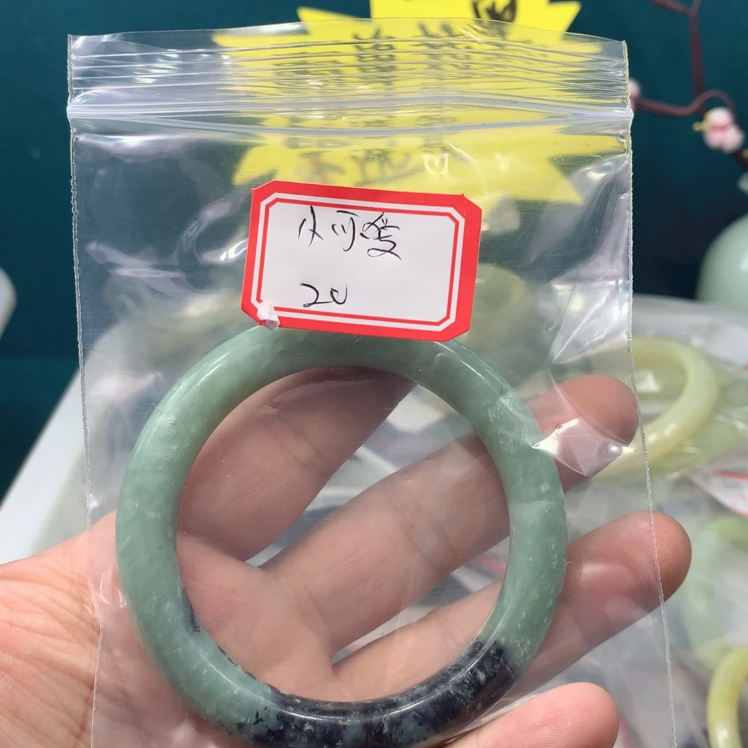 蛇纹石玉手镯未镶嵌小***、