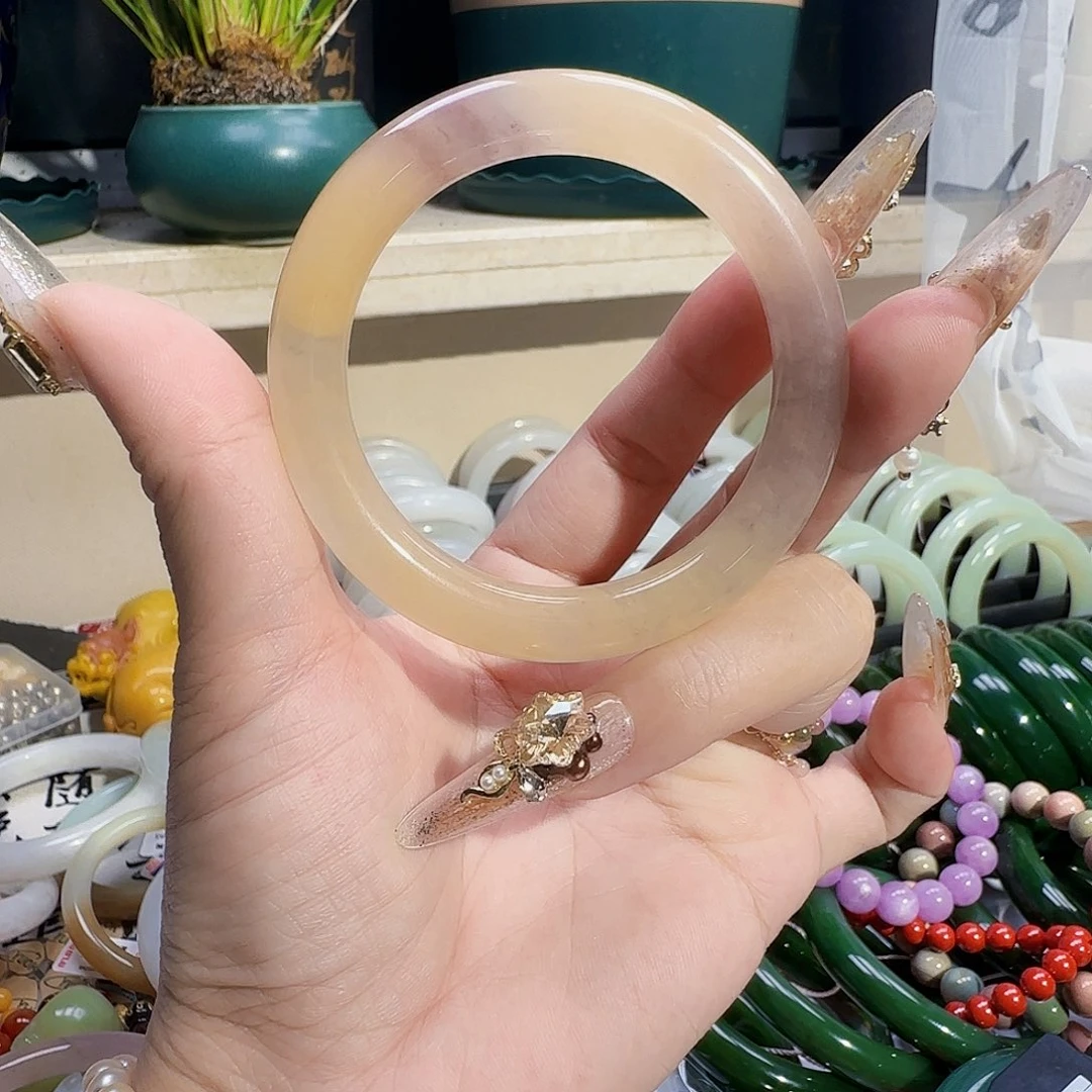 石英质玉（金丝玉）手镯未镶嵌