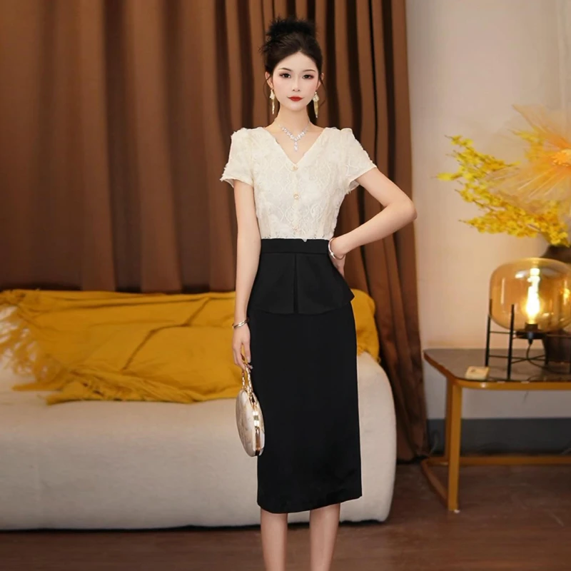 黑白蕾丝拼接连衣裙短袖夏季薄款V领淑女假两件包臀裙新款7668